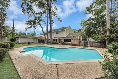 5807 Foresthaven Drive, Houston, TX 77066 - Photo 1