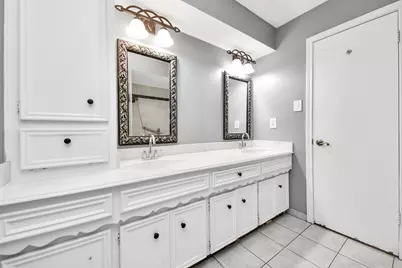 5807 Foresthaven Drive, Houston, TX 77066 - Photo 29