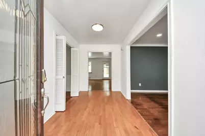 5807 Foresthaven Drive, Houston, TX 77066 - Photo 5