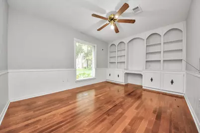 5807 Foresthaven Drive, Houston, TX 77066 - Photo 7
