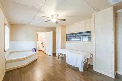 7528 Gainesville Street, Houston, TX 77020 - Photo 7