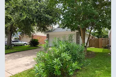 638 Aldenwick Lane, Houston, TX 77073 - Photo 3