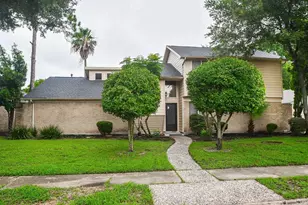 10903 Shawnbrook Dr, Houston, TX 77071 - Photo 1