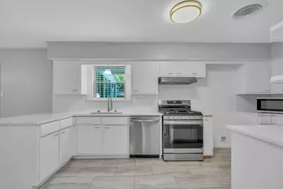 9003 Autauga Street, Houston, TX 77080 - Photo 11