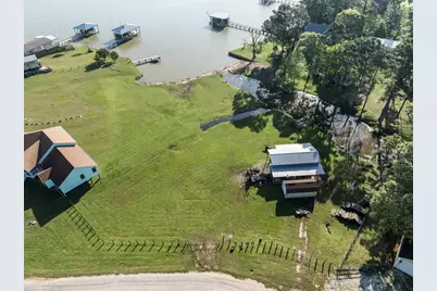 500 Lagoon Drive, Point Blank, TX 77364 - Photo 5