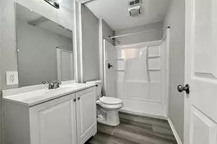 1302 Cypress St, Alvin, TX 77511 - Photo 15