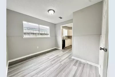 1302 Cypress Street, Alvin, TX 77511 - Photo 7