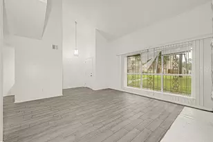 12203 Wild Pine Dr, Houston, TX 77039 - Photo 5