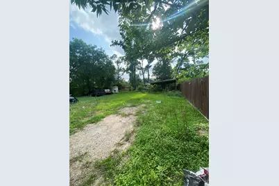 9417 Pembrook Street, Houston, TX 77016 - Photo 3
