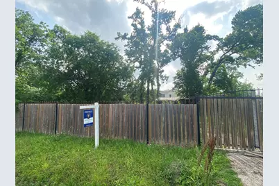 9417 Pembrook Street, Houston, TX 77016 - Photo 1