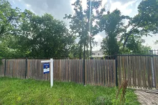 9417 Pembrook St, Houston, TX 77016 - Photo 1
