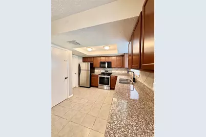 10019 Richtown Lane, Sugar Land, TX 77498 - Photo 9