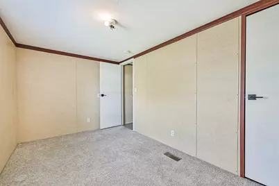 4702 10th Street, Bacliff, TX 77518 - Photo 27