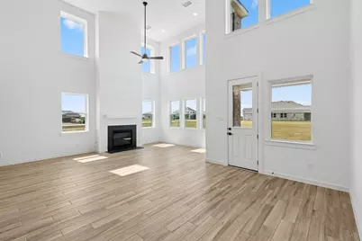 303 Boulden Court, Sealy, TX 77474 - Photo 9