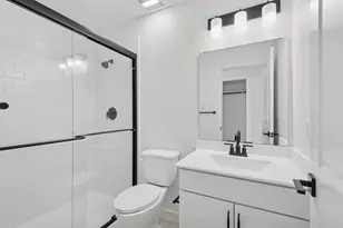 303 Boulden Ct, Sealy, TX 77474 - Photo 25