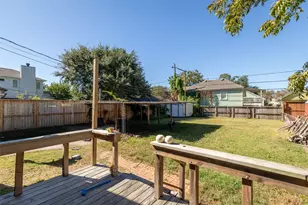 815 Arlington St, Houston, TX 77007 - Photo 9