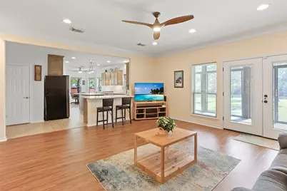 860 E Fm-517, Dickinson, TX 77539 - Photo 23