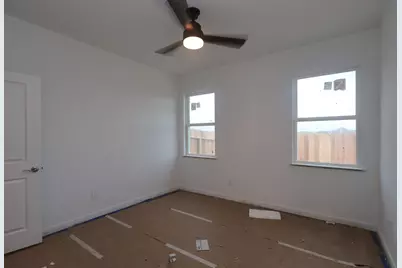 11714 Old Fashion Circle, Mont Belvieu, TX 77535 - Photo 9
