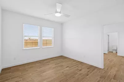 11714 Old Fashion Circle, Mont Belvieu, TX 77535 - Photo 23