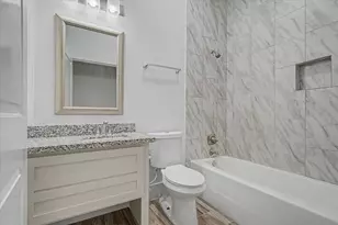 300 St Joseph Pkwy, Houston, TX 77002 - Photo 29