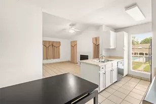 3900 Woodchase Dr, Houston, TX 77042 - Photo 13