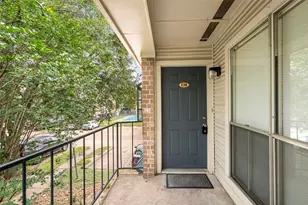 3900 Woodchase Dr, Houston, TX 77042 - Photo 23