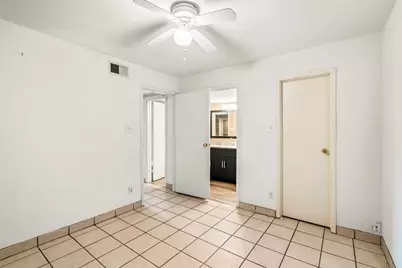 3900 Woodchase Drive #138, Houston, TX 77042 - Photo 17