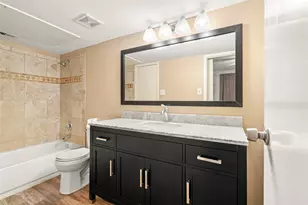 3900 Woodchase Dr, Houston, TX 77042 - Photo 19