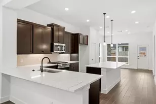 19344 Poppy Vlg Cir, Magnolia, TX 77355 - Photo 3