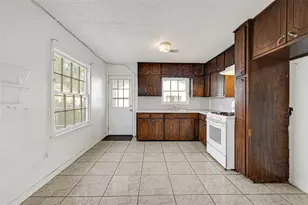 7659 Greenstone St, Houston, TX 77087 - Photo 7