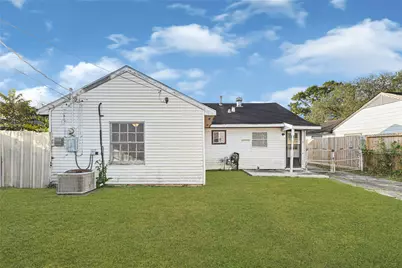 7659 Greenstone Street, Houston, TX 77087 - Photo 17