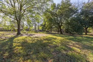 776 S 1st St, Huntington, TX 75949 - Photo 29