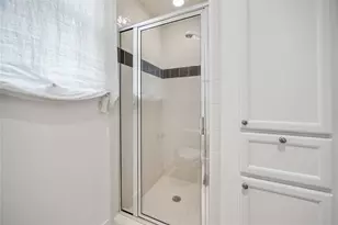 1238 W 22nd St, Houston, TX 77008 - Photo 35