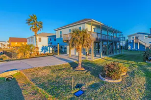 22017 Zachary Dr, Galveston, TX 77554 - Photo 1