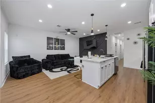 205 Bolden St, Houston, TX 77029 - Photo 3