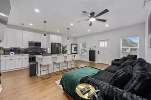 205 Bolden St, Houston, TX 77029 - Photo 5