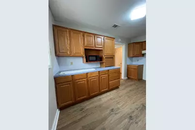 1941 N Avenue H, Freeport, TX 77541 - Photo 21