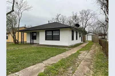 1941 N Avenue H, Freeport, TX 77541 - Photo 3