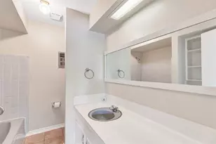 117 Tanglewood St, Baytown, TX 77520 - Photo 25