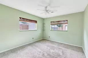 117 Tanglewood St, Baytown, TX 77520 - Photo 27