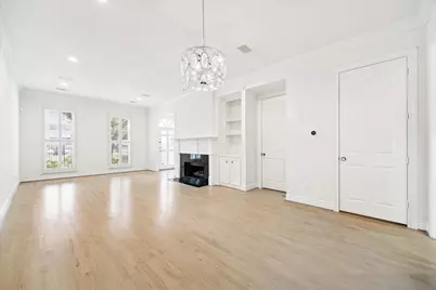 5160 Chevy Chase Drive, Houston, TX 77056 - Photo 3