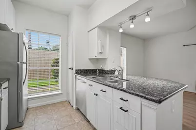 7575 Cambridge Street #3305, Houston, TX 77054 - Photo 7