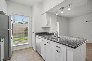 7575 Cambridge St, Houston, TX 77054 - Photo 7