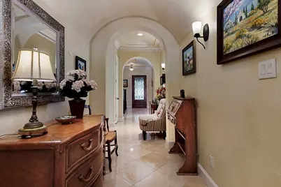 70 S Player Manor Circle, The Woodlands, TX 77382 - Photo 11