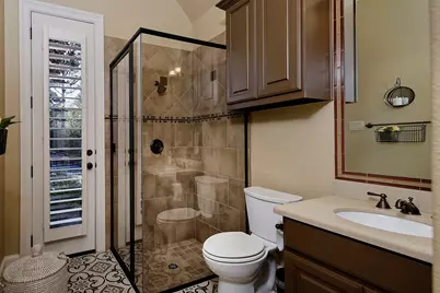 70 S Player Manor Circle, The Woodlands, TX 77382 - Photo 27