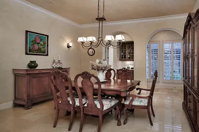 70 S Player Manor Circle, The Woodlands, TX 77382 - Photo 9