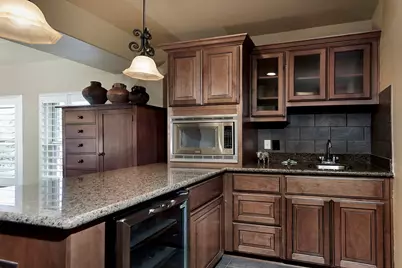 70 S Player Manor Circle, The Woodlands, TX 77382 - Photo 31