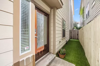 932 W 26th Street #B, Houston, TX 77008 - Photo 3