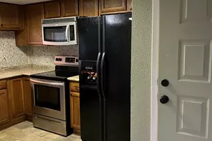 4444 Victory Dr, Houston, TX 77088 - Photo 5