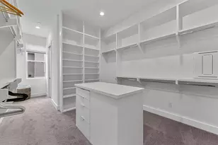 5854 E Post Oak Ln, Houston, TX 77055 - Photo 19